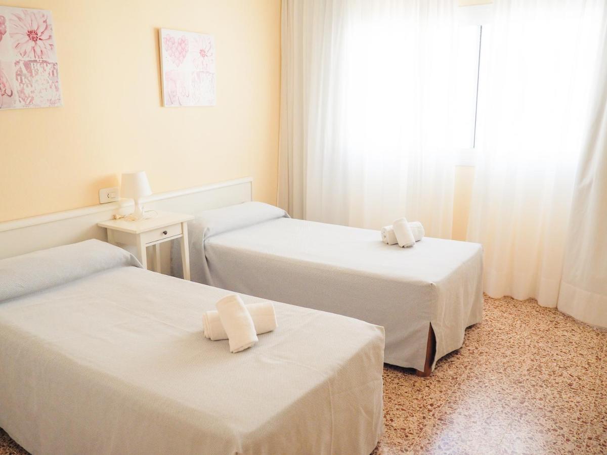 Apartamentos Cala Llonga Cala Llonga  Exteriér fotografie
