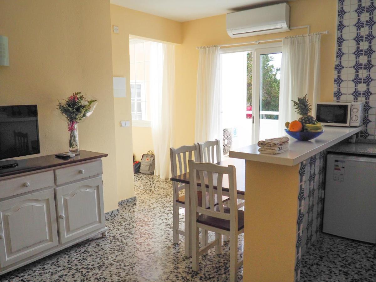 Apartamentos Cala Llonga Cala Llonga  Exteriér fotografie