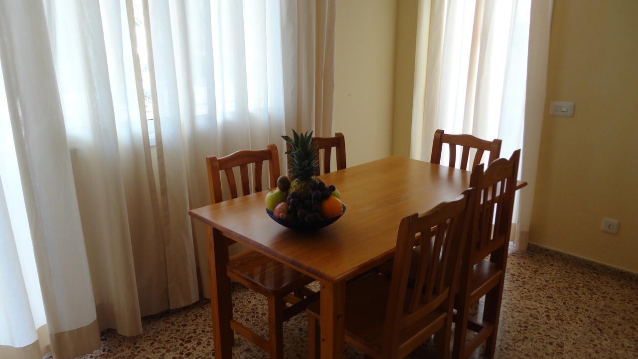 Apartamentos Cala Llonga Cala Llonga  Exteriér fotografie
