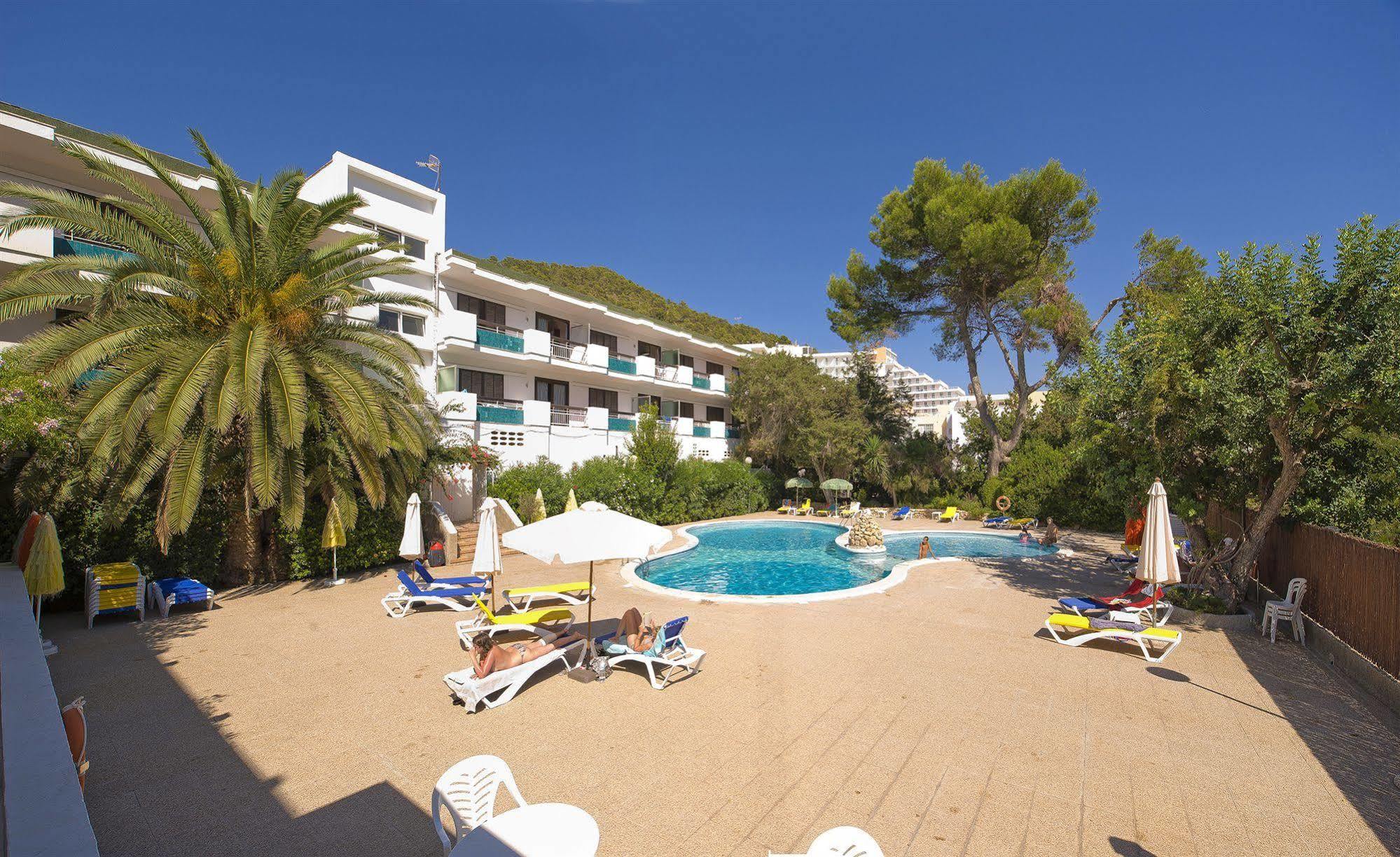Apartamentos Cala Llonga Cala Llonga  Exteriér fotografie