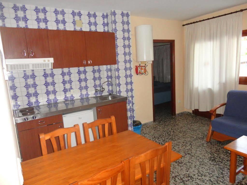 Apartamentos Cala Llonga Cala Llonga  Exteriér fotografie